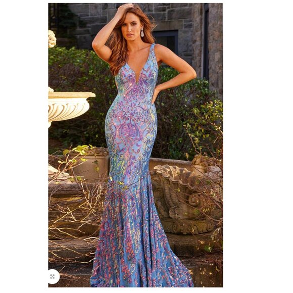NWT Jovani 08099 Iridescent Blue V Neck Open Back Dress Size: 6 - Picture 1 of 2